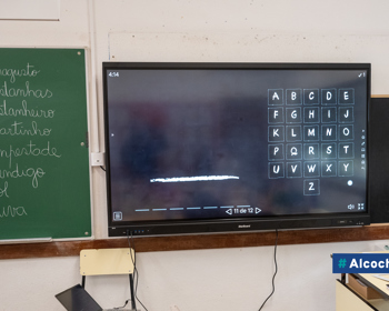 Escolas de Alcochete recebem monitores interativos 