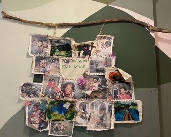 Jovem curadora alcochetana destaca-se em Londres com exposição de grande impacto