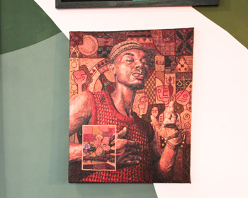 Jovem curadora alcochetana destaca-se em Londres com exposição de grande impacto