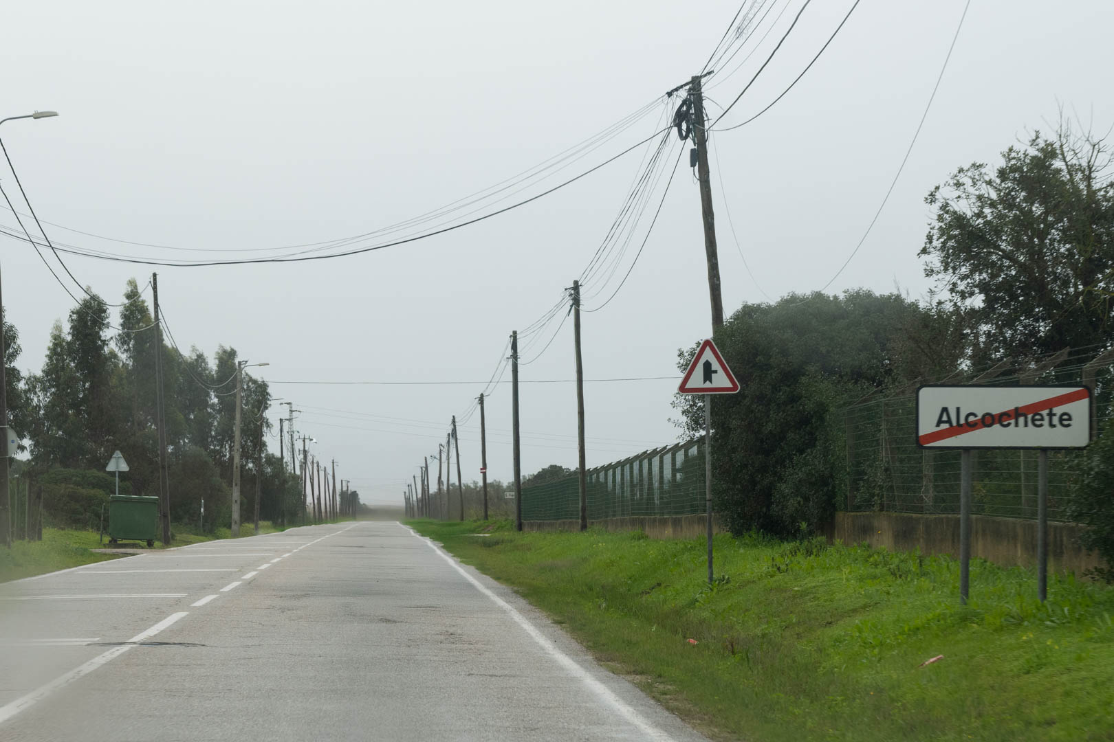 Reaberta a circulação na Av. D. João II e na Estrada da Atalaia 