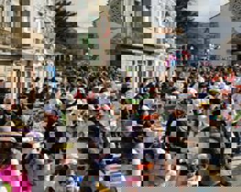 Desfile de Carnaval inspirado na época quinhentista